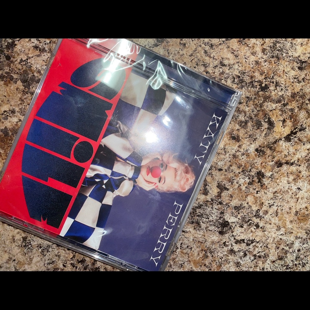 Katy Perry Smile Album